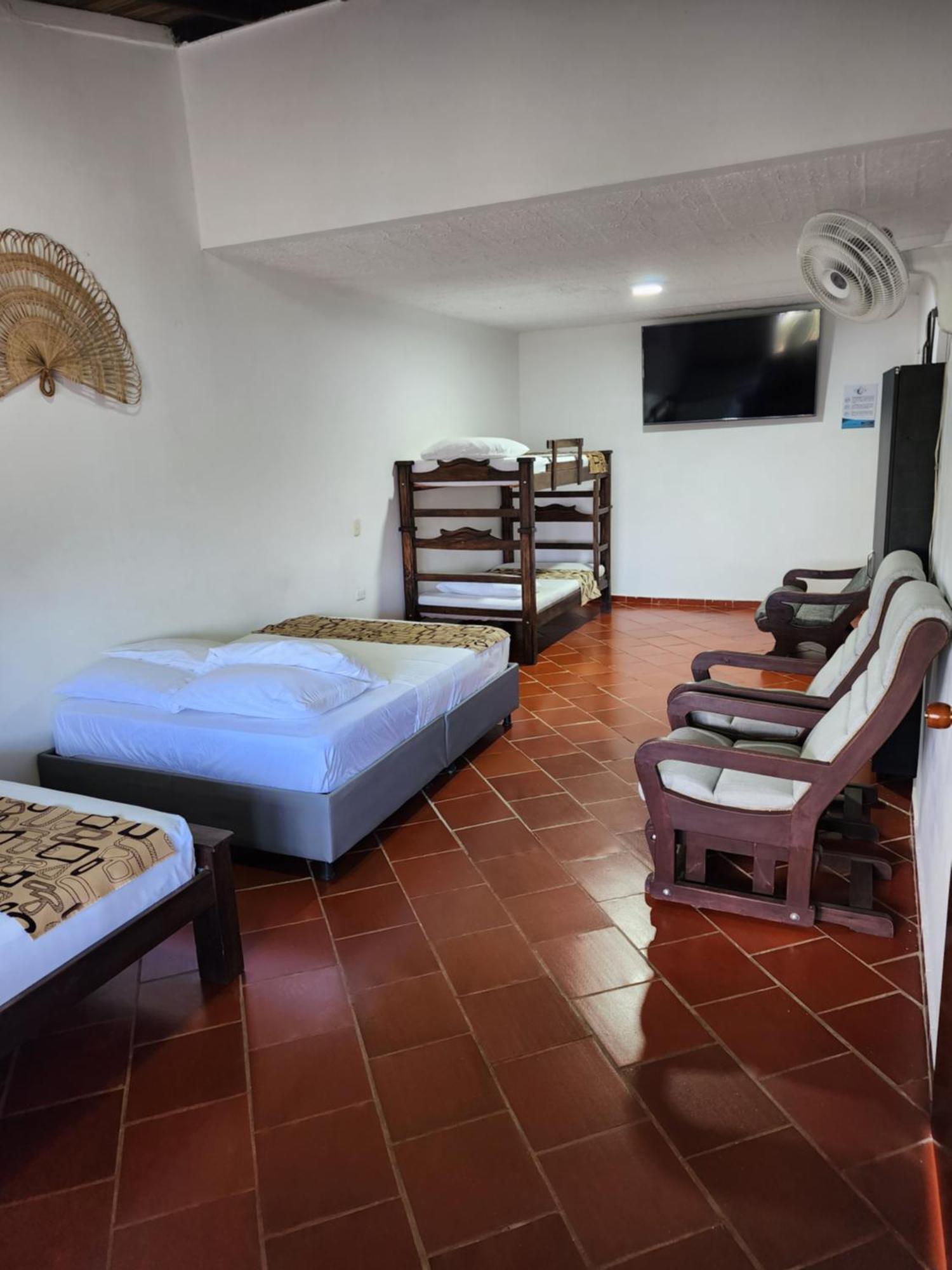 Hotel Campestre Palmas Del Zamorano San Gil Esterno foto