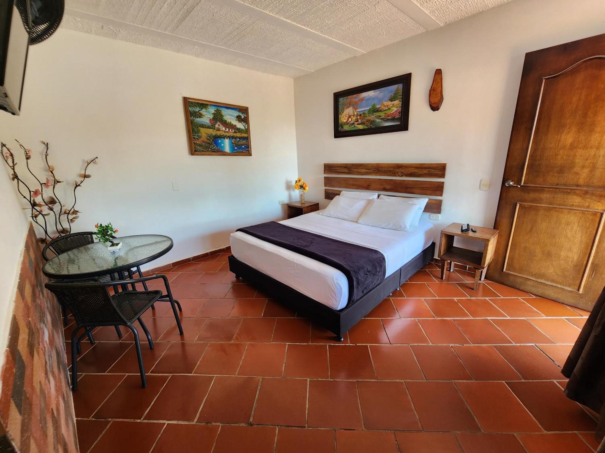 Hotel Campestre Palmas Del Zamorano San Gil Esterno foto