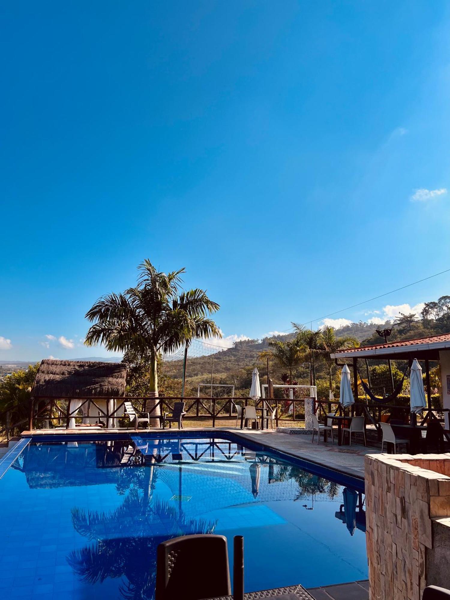 Hotel Campestre Palmas Del Zamorano San Gil Esterno foto